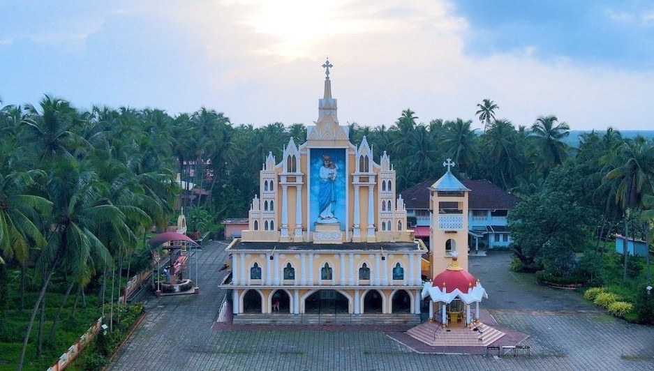 Milagres Church, Udupi, Karnataka - Vushii.com Milagres Church, Udupi, Karnataka - Vushii.com
